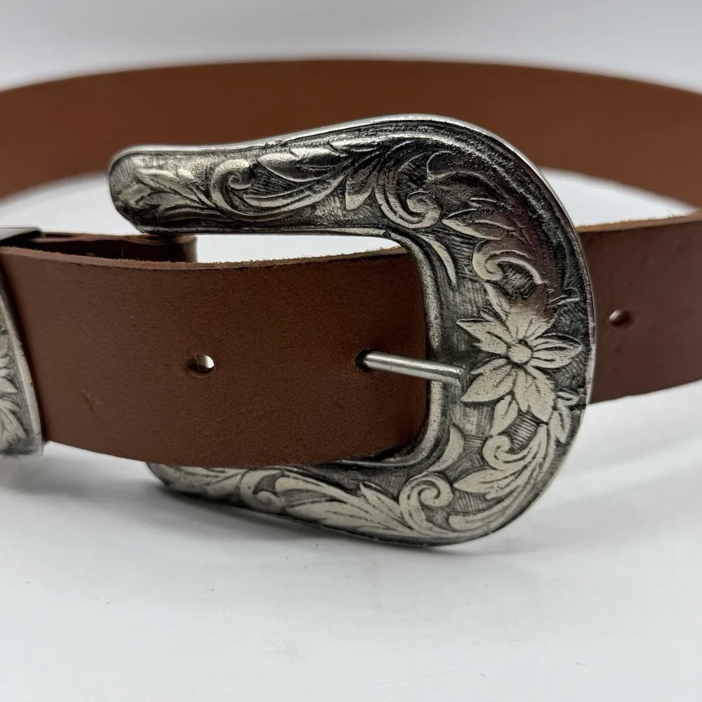 Vintage Capezio Brown Leather Belt Western Boho Floral Silver Buckle Measure 36